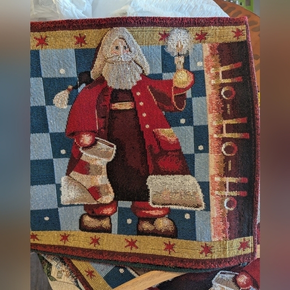 Table runner and 6 placements Santa Ho Ho Ho. tapestry - Picture 3 of 6
